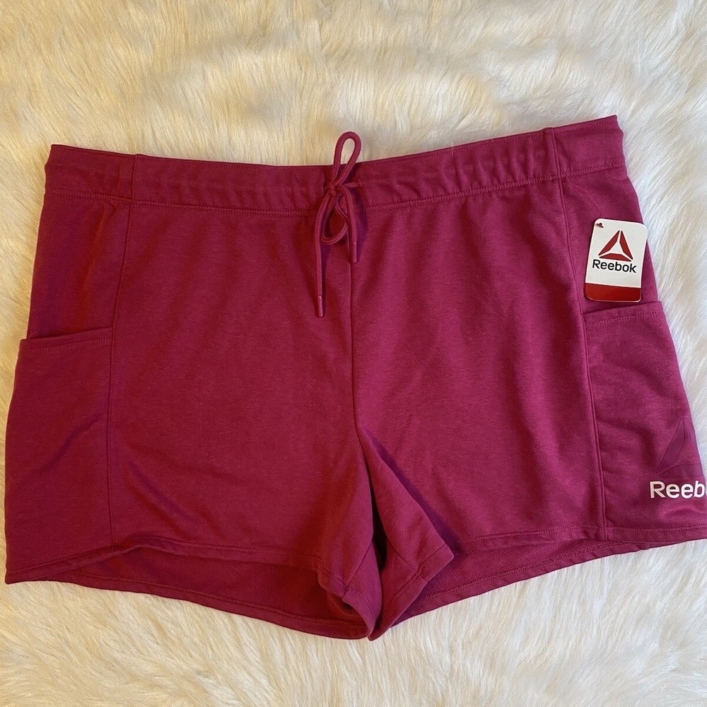 Reebok Shorts Womens Size XXXL/3X Pink Relaxed Short Stretch Drawstring